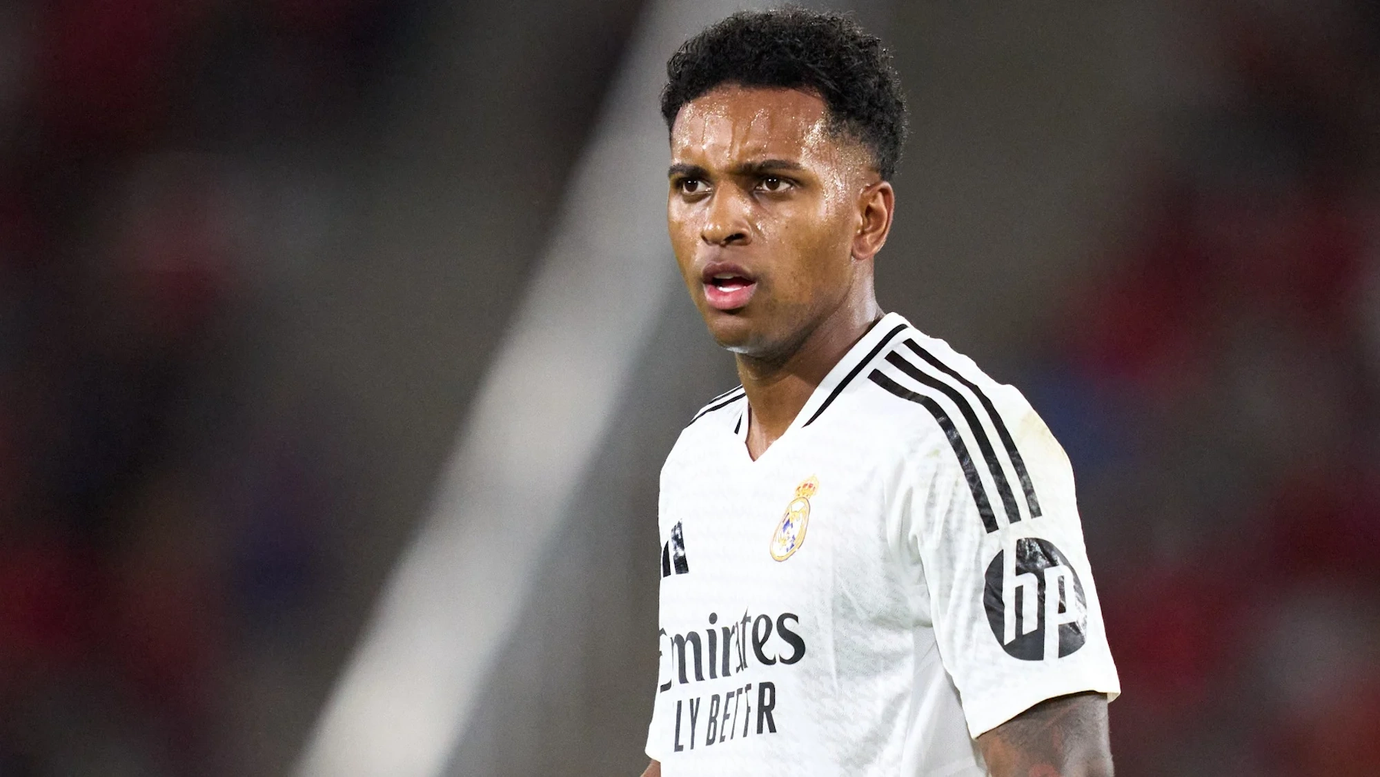 El Real Madrid mueve ficha para hacerse con el delantero de moda en Europa K.O. a Rodrygo El Real Madrid mueve ficha para hacerse con el delantero de moda en Europa K.O. a Rodrygo