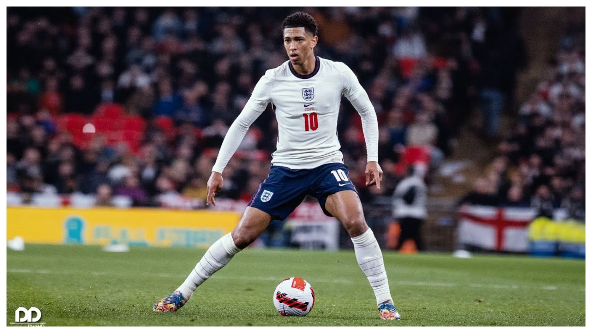 Jude Bellingham con Inglaterra