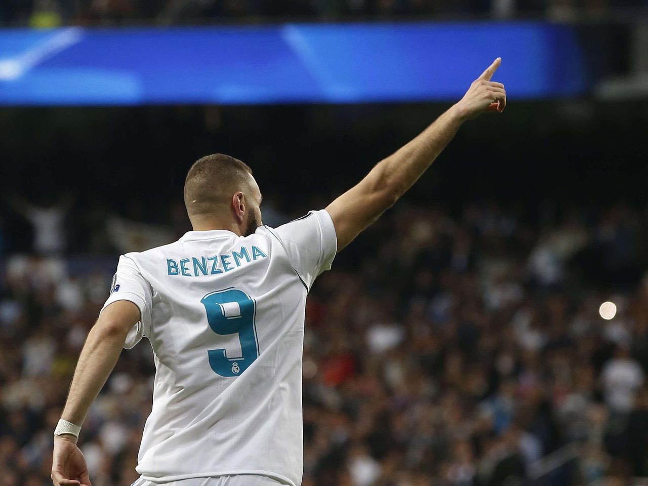 Karim Benzema en un partido en el Bernabéu Karim Benzema en un partido en el Bernabéu