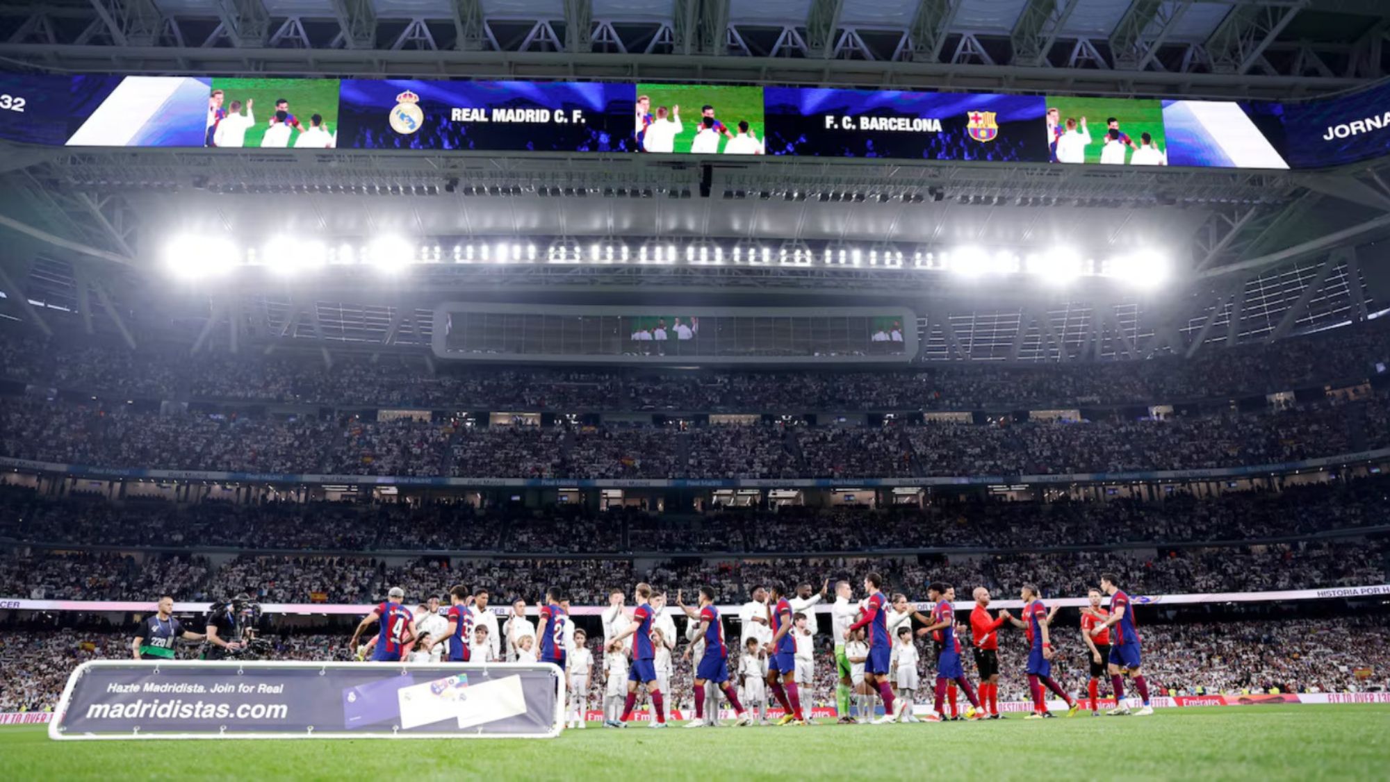 Los futbolistas que han jugado El Clásico en el Real Madrid y FC Barcelona Los futbolistas que han jugado El Clásico en el Real Madrid y FC Barcelona
