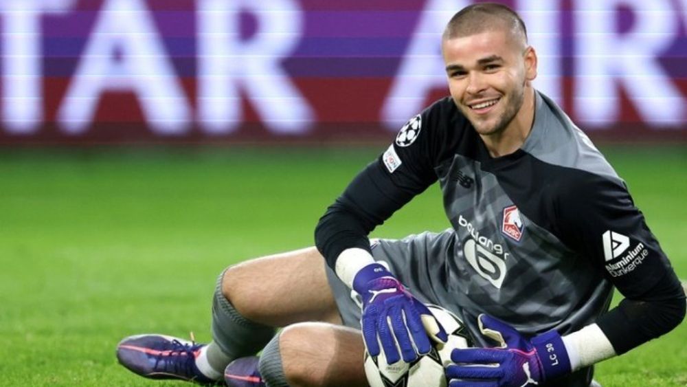 Lucas Chevalier está en la agenda del Madrid para el futuro. Lucas Chevalier está en la agenda del Madrid para el futuro.