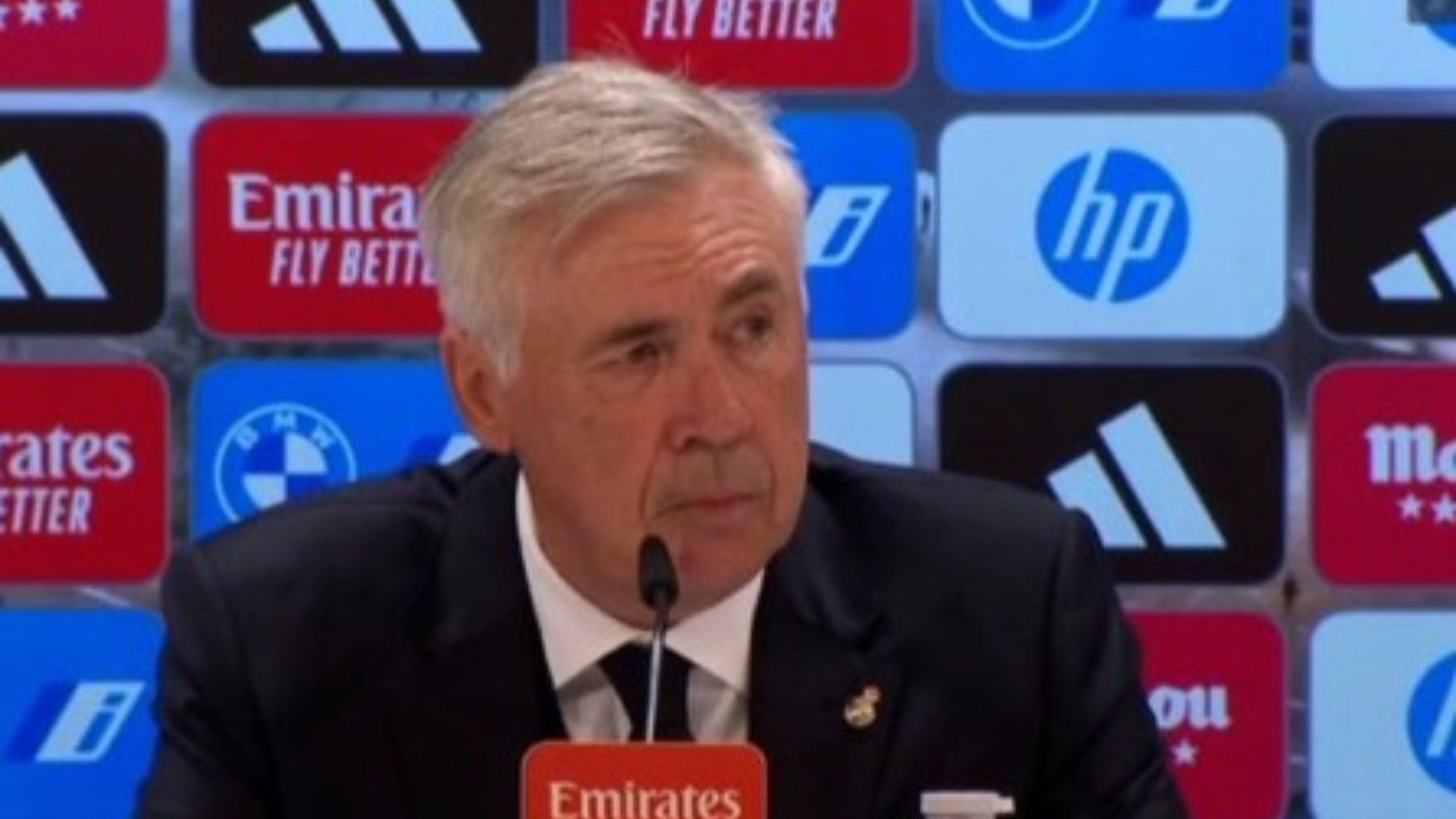 Ancelotti habla sobre la posibilidad de fichar en invierno