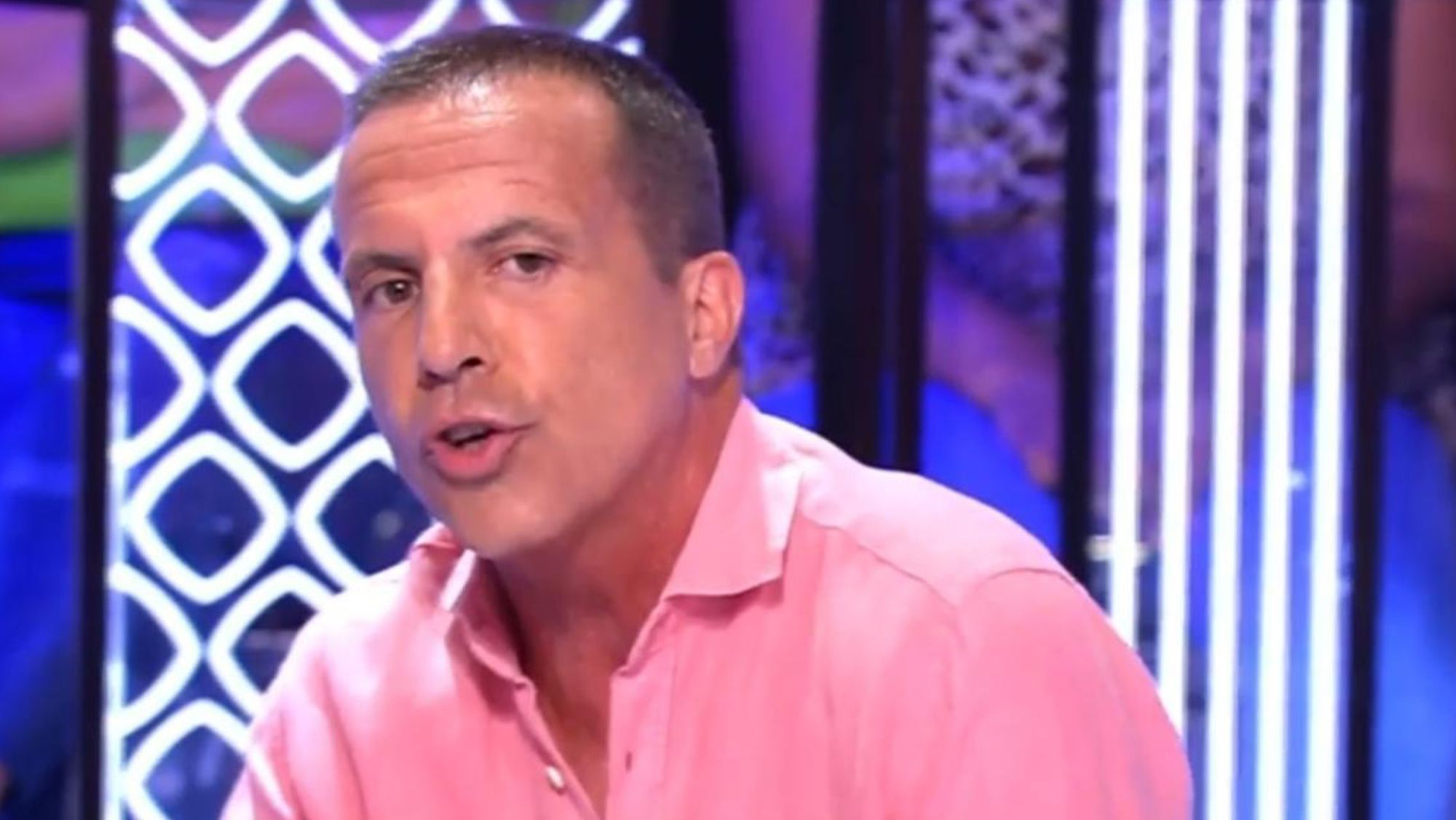 Cristóbal Soria no descansa ni en la semana de este nuevo 'parón' internacional y vuelve a provocar al madridismo. Cristóbal Soria no descansa ni en la semana de este nuevo 'parón' internacional y vuelve a provocar al madridismo.