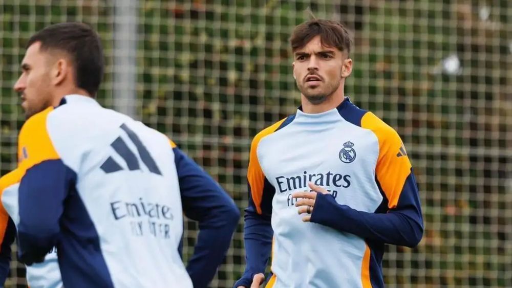 Raúl Asencio, en un entrenamiento reciente con el primer equipo del Real Madrid. Raúl Asencio, en un entrenamiento reciente con el primer equipo del Real Madrid.