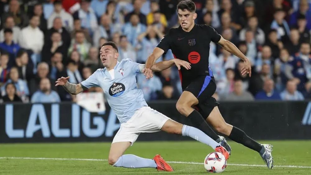 Al Celta no se le señaló un claro penalti sobre Iago Aspas cometido por Gerard Martín, que ya tenía una tarjeta amarilla. Al Celta no se le señaló un claro penalti sobre Iago Aspas cometido por Gerard Martín, que ya tenía una tarjeta amarilla.