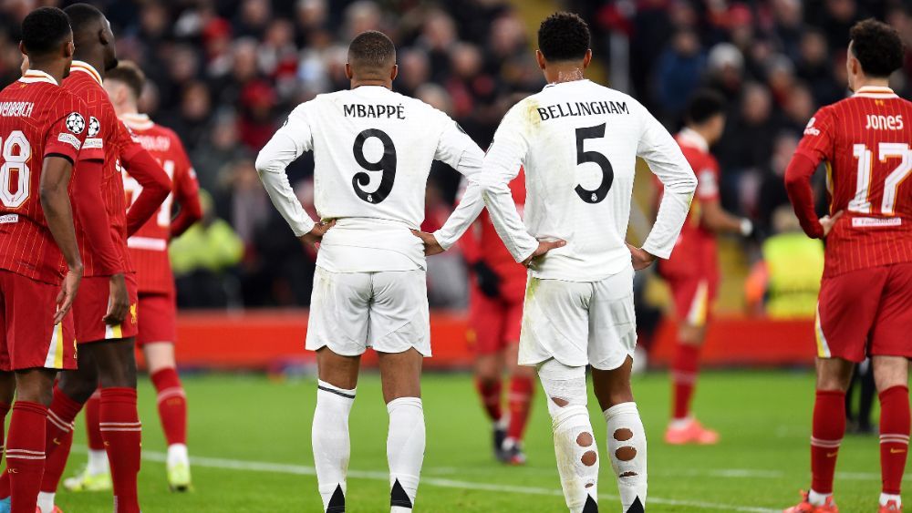 Kylian Mbappé y Jude Bellingham, en Anfield, durante el partido ante el Liverpool de este miércoles. Kylian Mbappé y Jude Bellingham, en Anfield, durante el partido ante el Liverpool de este miércoles.