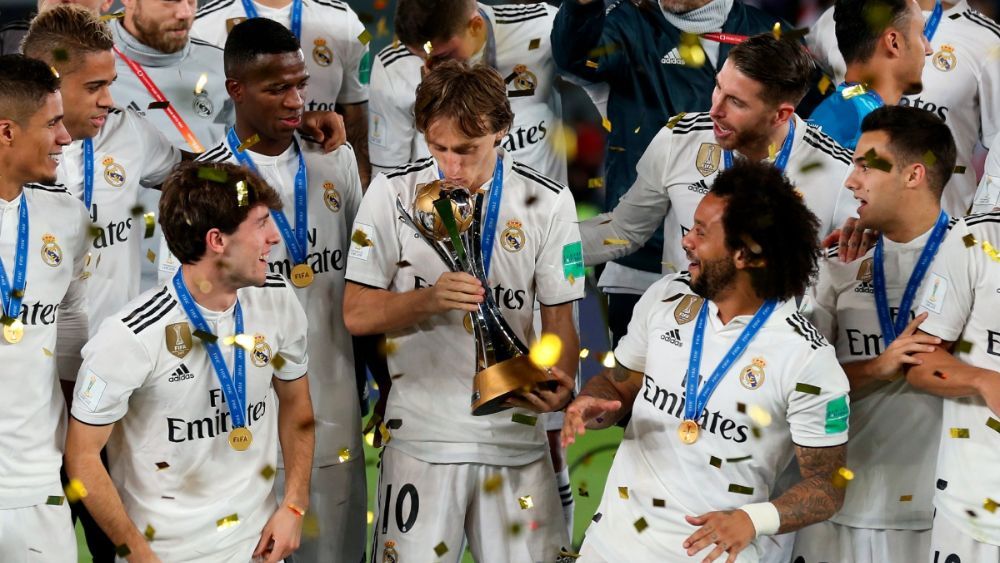 Varios jugadores del Real Madrid, celebrando el Mundial de Clubes ganado en el año 2018.