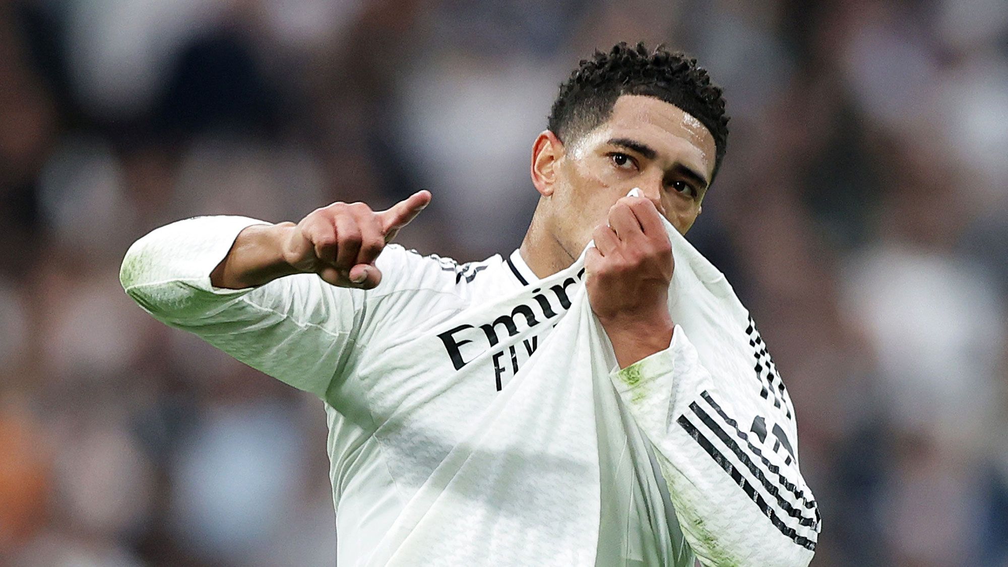 Saltan las alarmas en el Real Madrid: Jude Bellingham, sustituido en el descanso por este motivo Saltan las alarmas en el Real Madrid: Jude Bellingham, sustituido en el descanso por este motivo