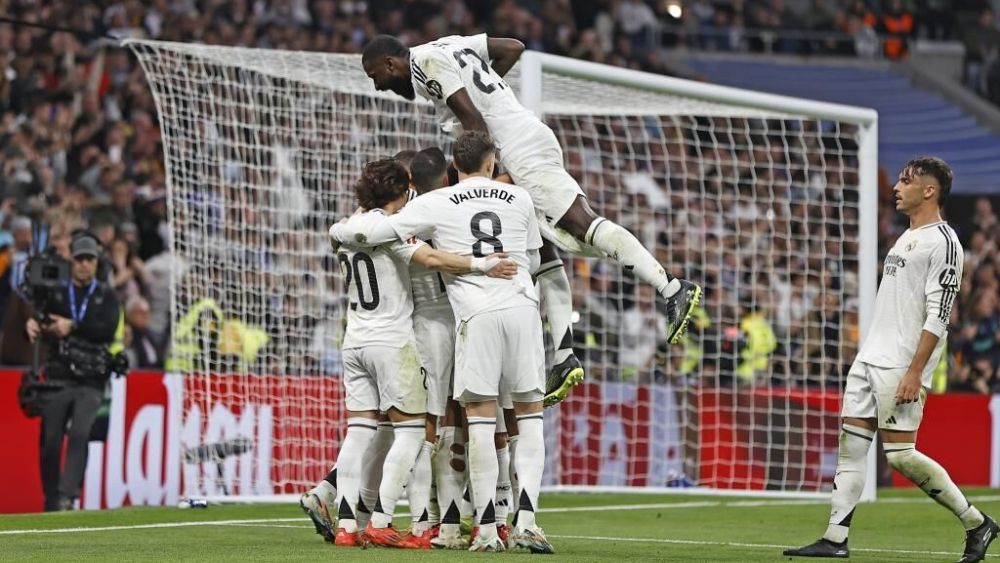 Jugadores del Real Madrid celebrando el primer gol Jugadores del Real Madrid celebrando el primer gol