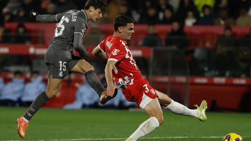 Arda Güler, en el disparo de su gol frente al Girona. Arda Güler, en el disparo de su gol frente al Girona.