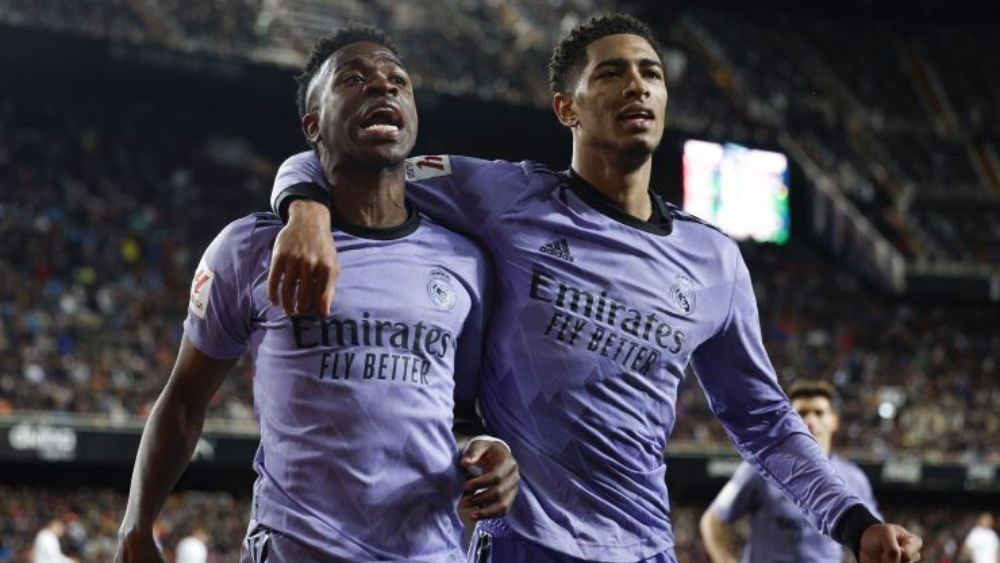 Vinicius Junior y Jude Bellingham, celebrando uno de los goles del primero el año pasado en Mestalla, en un partido que acabó en empate (2-2). Vinicius Junior y Jude Bellingham, celebrando uno de los goles del primero el año pasado en Mestalla, en un partido que acabó en empate (2-2).