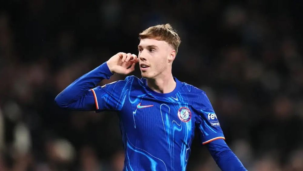 Cole Palmer, celebrando un gol reciente con el Chelsea en un partido de Premier League. Cole Palmer, celebrando un gol reciente con el Chelsea en un partido de Premier League.