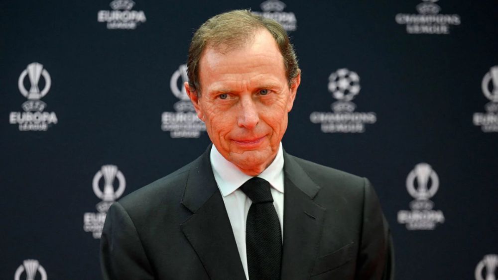 Emilio Butragueño también se ha mostrado crítico con la excesiva carga de partidos que están teniendo los futbolistas. Emilio Butragueño también se ha mostrado crítico con la excesiva carga de partidos que están teniendo los futbolistas.