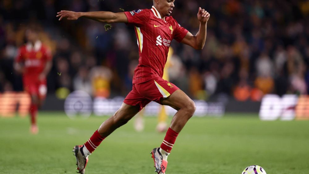 Trent Alexander-Arnold durante un partido con el Liverpool. Trent Alexander-Arnold durante un partido con el Liverpool.