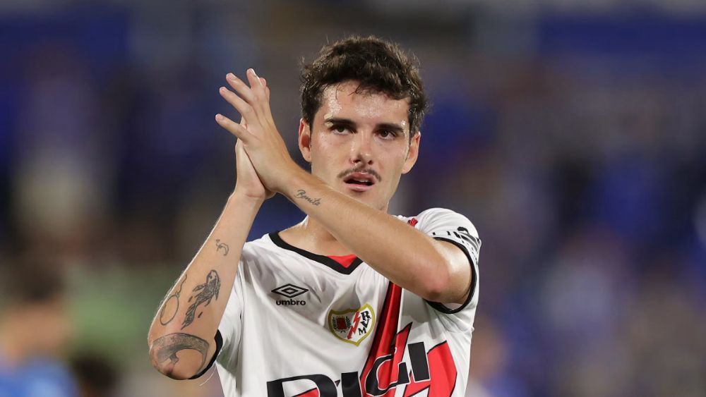 Sergio Camello, futbolista del Rayo Vallecano. Sergio Camello, futbolista del Rayo Vallecano.