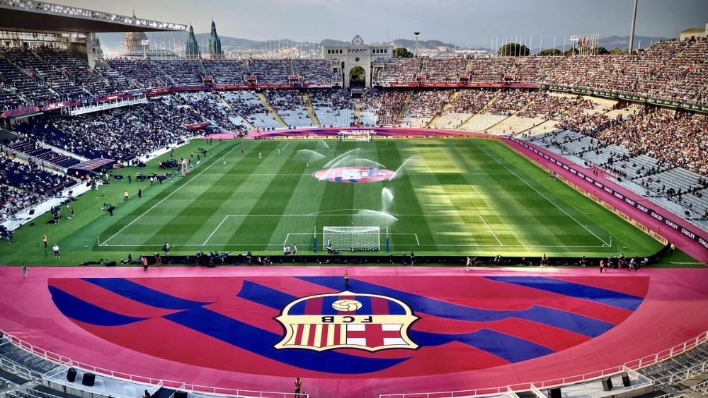 Vista general del estadio de Montjuic durante un partido del Barcelona en Liga. Vista general del estadio de Montjuic durante un partido del Barcelona en Liga.