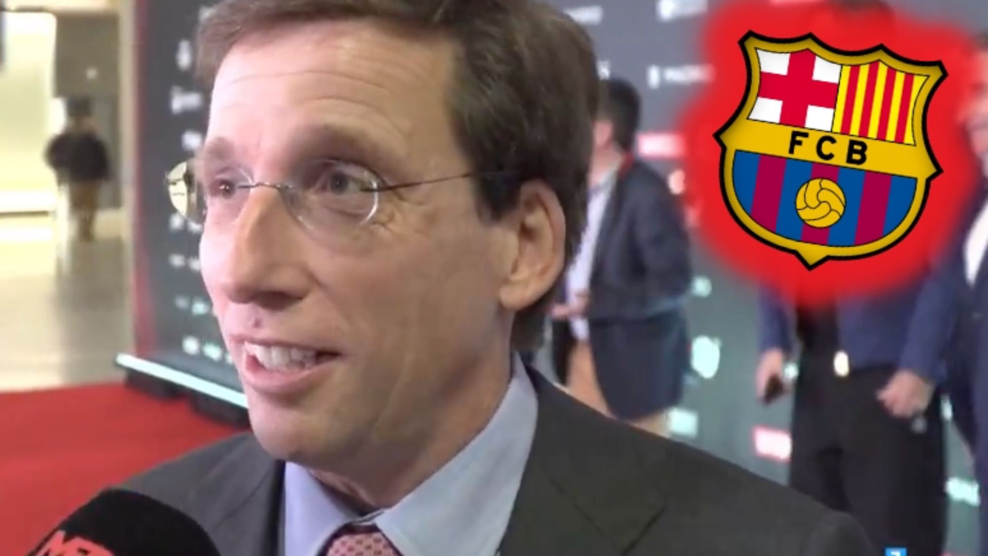 José Luis Martínez-Almeida, alcalde de Madrid, se ha posicionado sobre el presunto interés del Barça por jugar como local en el Metropolitano en Champions. José Luis Martínez-Almeida, alcalde de Madrid, se ha posicionado sobre el presunto interés del Barça por jugar como local en el Metropolitano en Champions.