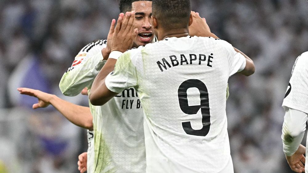 Mbappé y Bellingham celebrando un gol Mbappé y Bellingham celebrando un gol