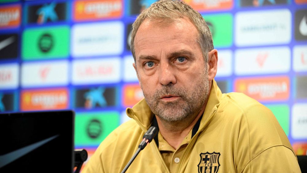 Hansi Flick en conferencia de prensa Hansi Flick en conferencia de prensa