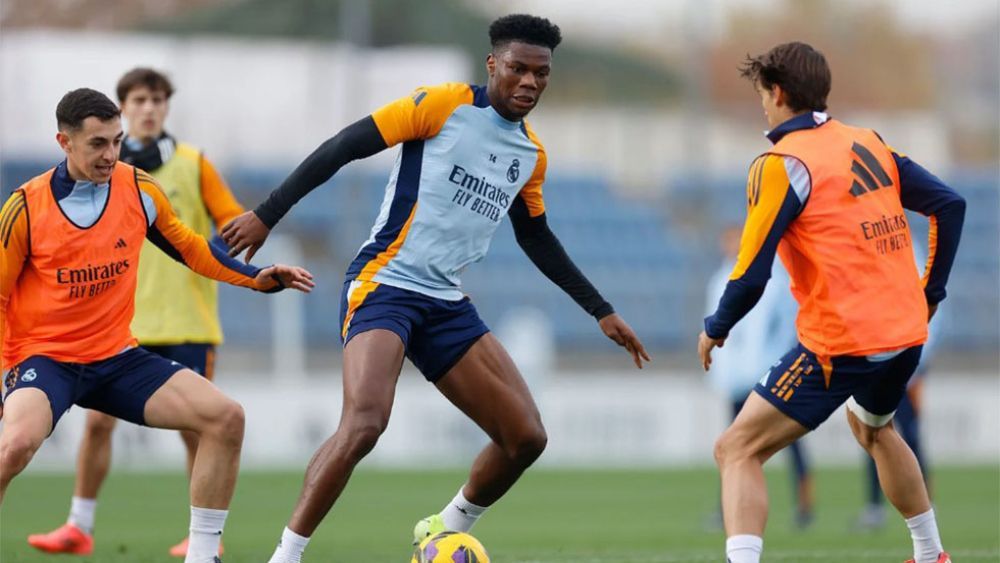 Aurelién Tchoaumeni, en un entrenamiento con el Real Madrid, en la Ciudad Deportiva de Valdebebas. Aurelién Tchoaumeni, en un entrenamiento con el Real Madrid, en la Ciudad Deportiva de Valdebebas.