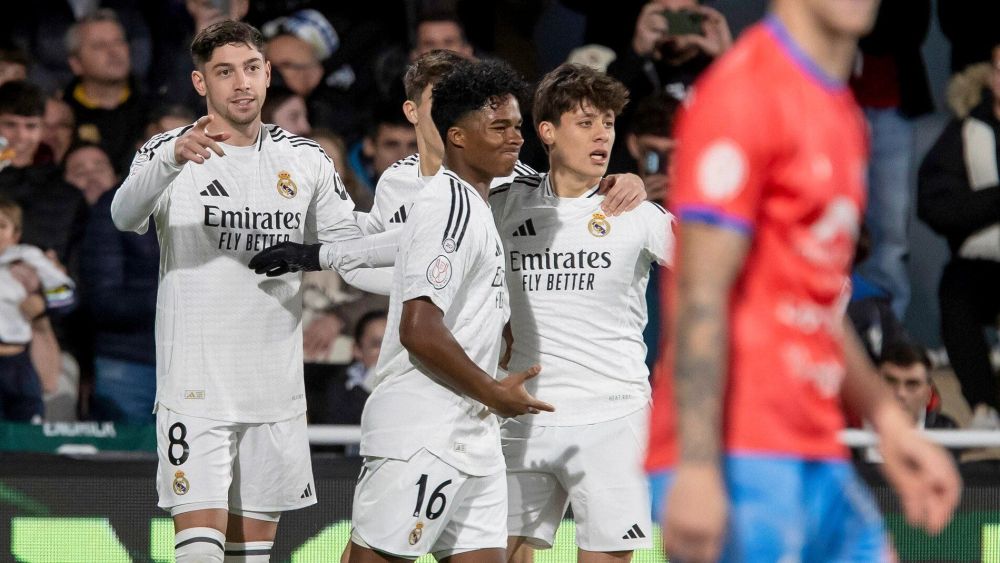 Fede Valverde celebrando su gol ante la Deportiva Minera