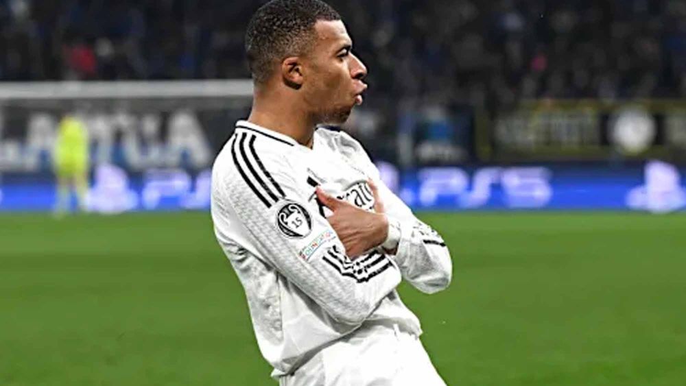 Mbappé celebrando con el Real Madrid Mbappé celebrando con el Real Madrid