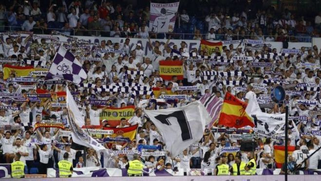 La afición del Bernabéu anima sin cesar