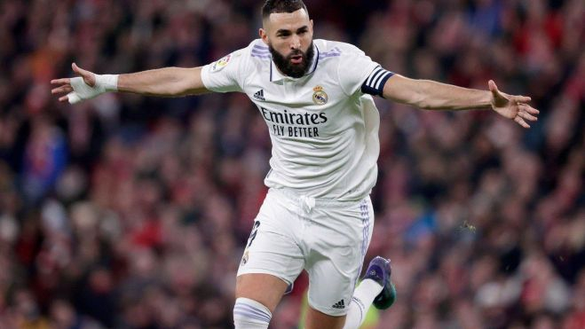 Karim Benzema celebrando un gol