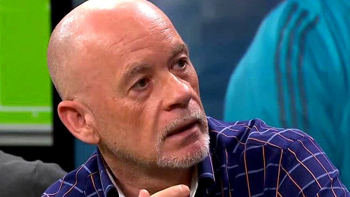 Lobo Carrasco saca pecho por el Barça del 'nadaplete' y se lleva la 'paliza' de Alfredo Duro