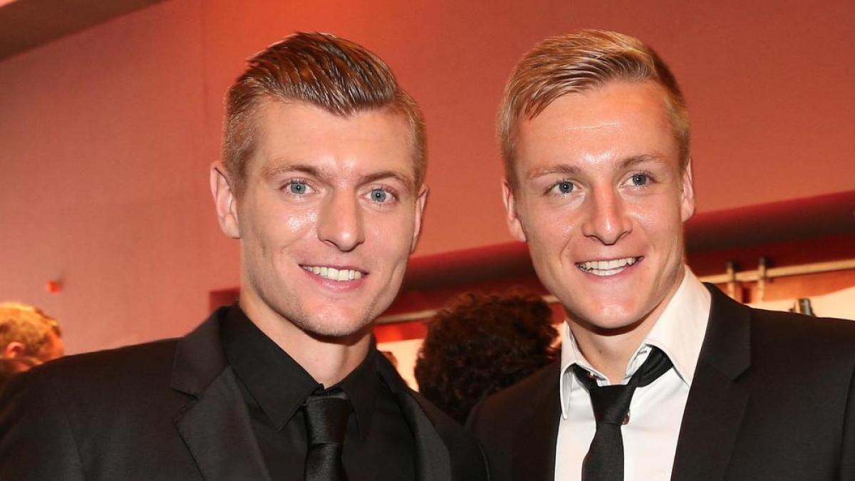 Tony Kroos junto a su hermano Felix 