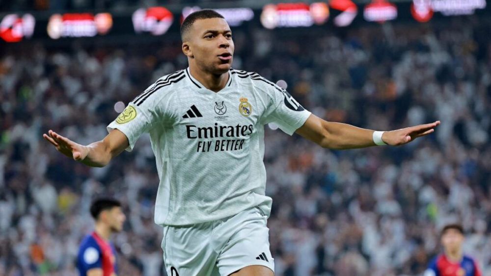 Kylian Mbappé mostró una gran versión ante el FC Barcelona en la Supercopa de España.