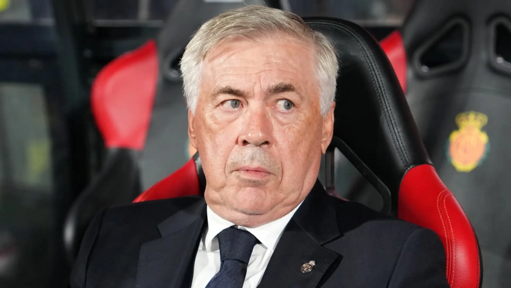 Varios medios ponen a Carlo Ancelotti fuera del Real Madrid a final de temporada. Varios medios ponen a Carlo Ancelotti fuera del Real Madrid a final de temporada.