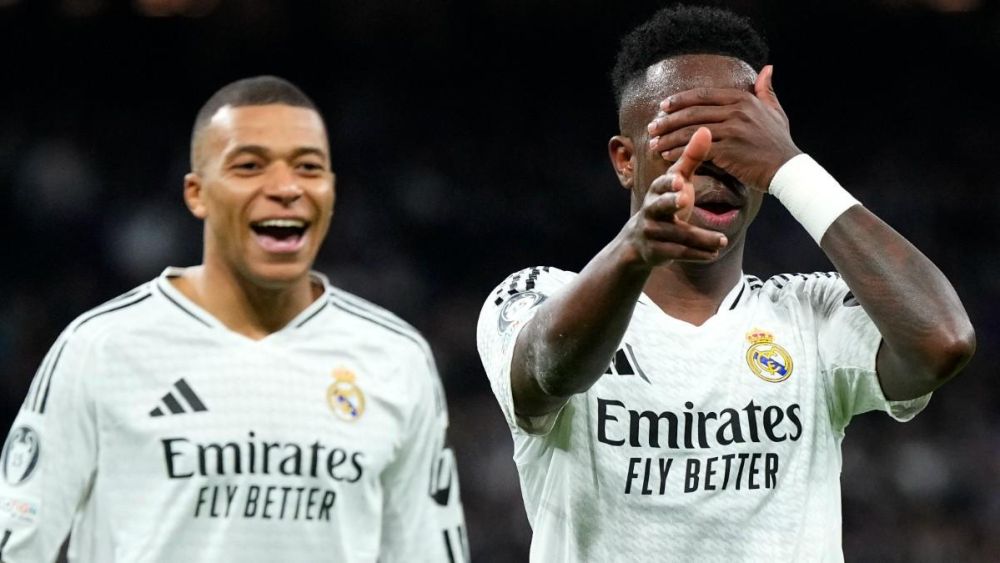 Vinicius celebrando su gol junto a Mbappé Vinicius celebrando su gol junto a Mbappé