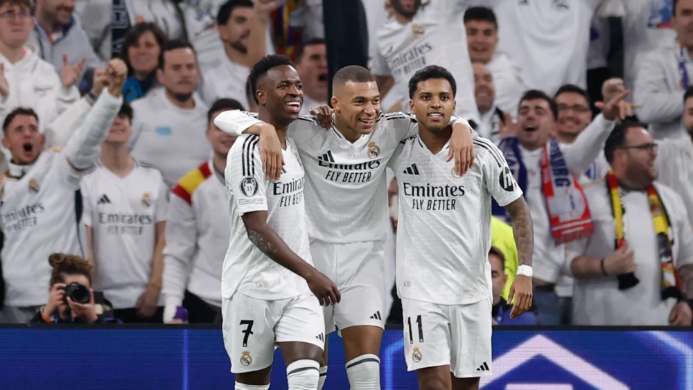 Mbappé celebrando su gol junto a Vinicius y Rodrygo Mbappé celebrando su gol junto a Vinicius y Rodrygo