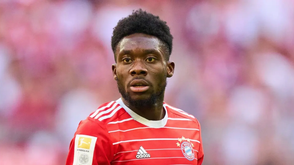 alphonso davies 1680075536 104467.jpg
