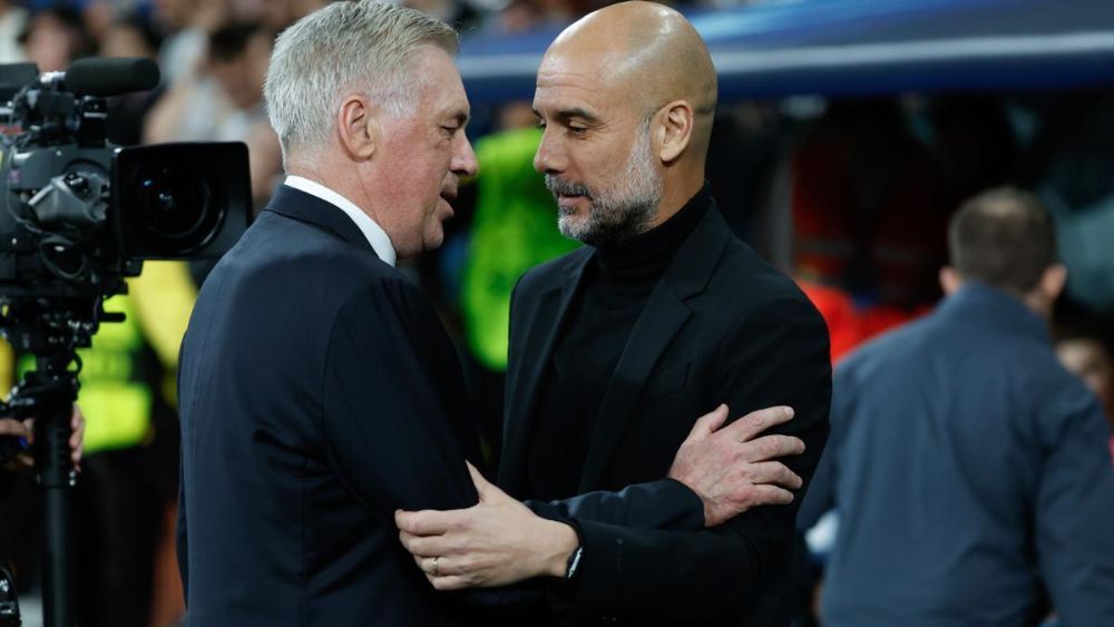 Carlo Ancelotti y Pep Guardiola se saludan durante uno de los últimos enfrentamientos entre Real Madrid y Manchester City. Carlo Ancelotti y Pep Guardiola se saludan durante uno de los últimos enfrentamientos entre Real Madrid y Manchester City.