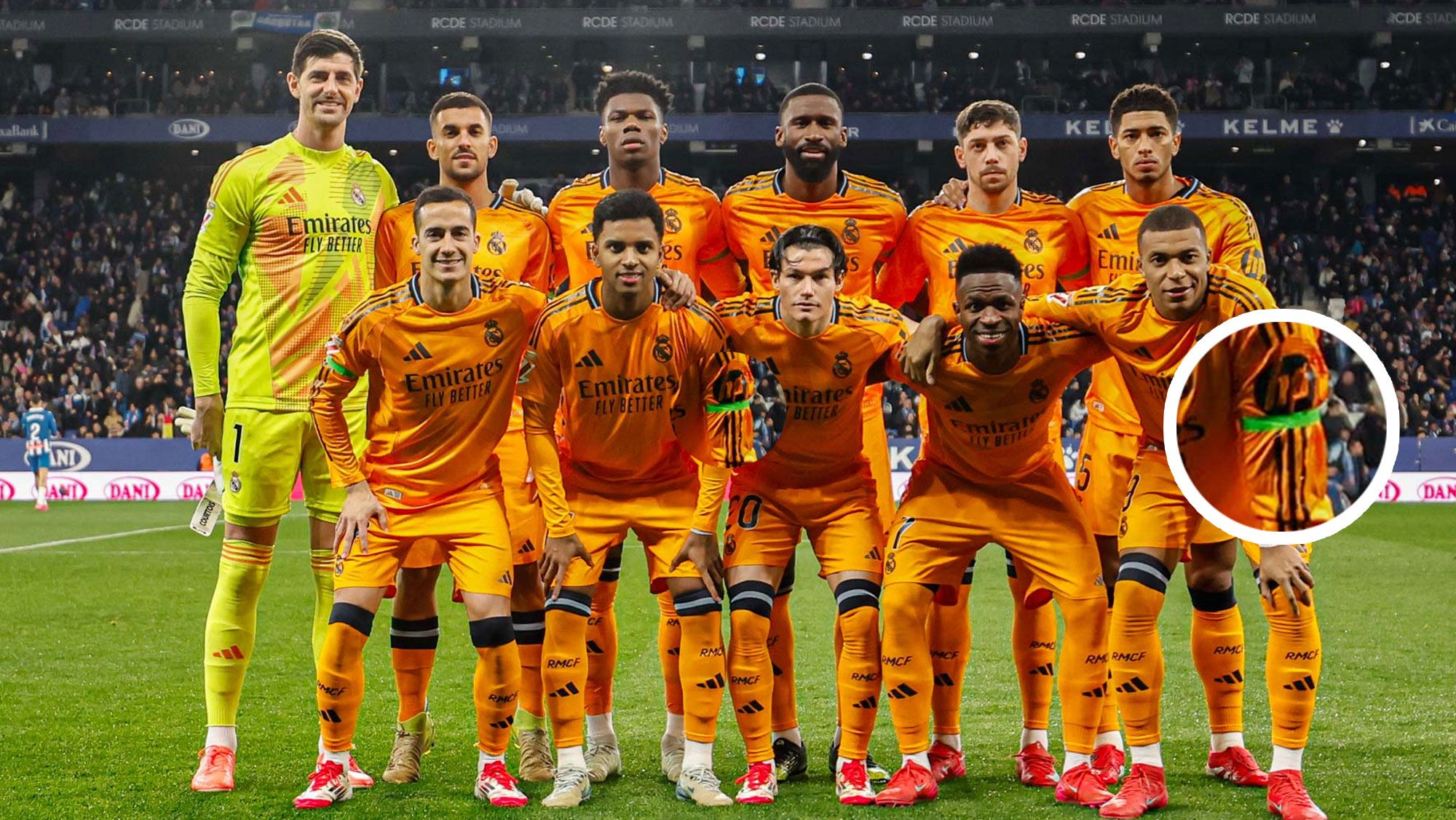 Los jugadores del Real Madrid, con una cinta verde en el brazo en el RCDE Stadium: este es el motivo