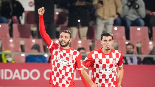 Miguel Gutiérrez junto a su compañero celebrando un gol Miguel Gutiérrez junto a su compañero celebrando un gol