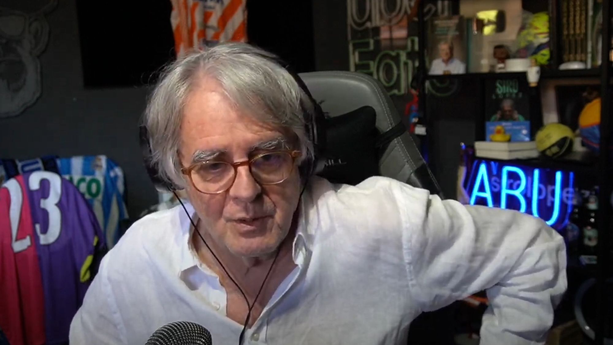 Siro López ha sido rotundo sobre el proceder del Real Madrid tras sufrir otro 'atraco' arbitral. Siro López ha sido rotundo sobre el proceder del Real Madrid tras sufrir otro 'atraco' arbitral.