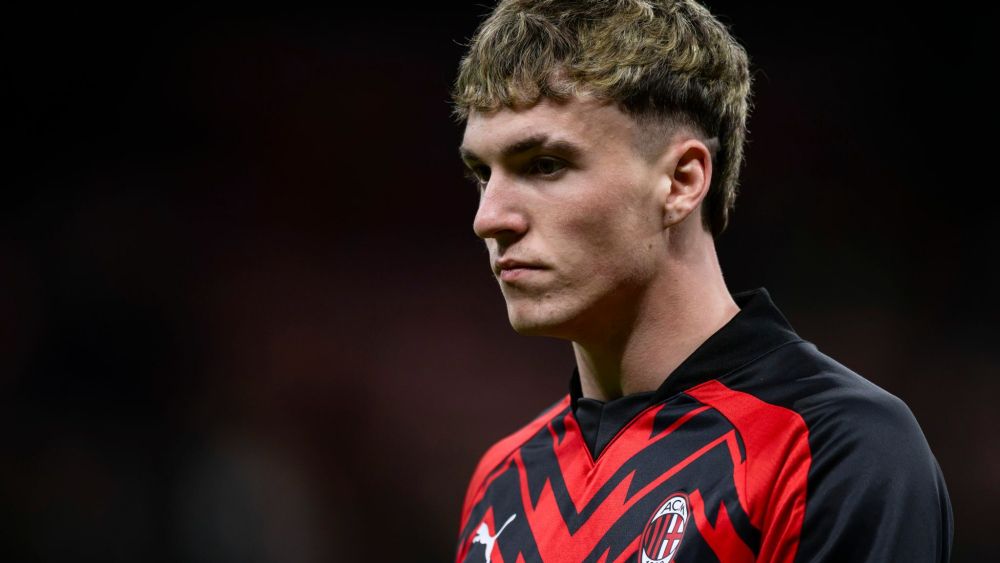 Alejandro Jiménez durante un partido con el Milan. Alejandro Jiménez durante un partido con el Milan.