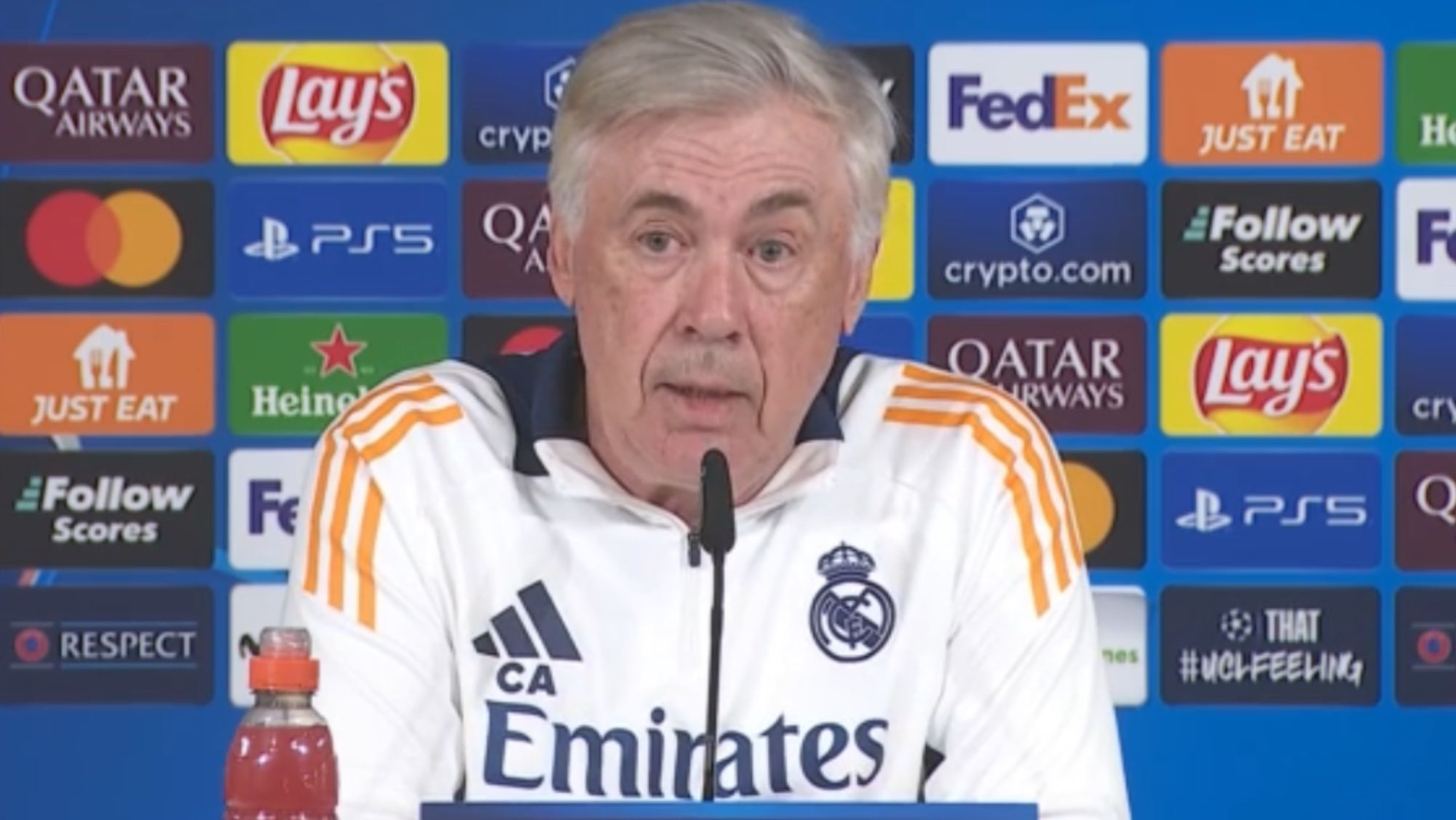 Carlo Ancelotti ha comparecido esta mañana desde Valdebebas en la previa del partido de vuelta de dieciseisavos de final de la Champions contra el Manchester City. Carlo Ancelotti ha comparecido esta mañana desde Valdebebas en la previa del partido de vuelta de dieciseisavos de final de la Champions contra el Manchester City.