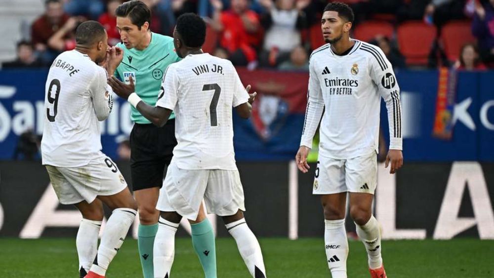 Munuera Montero protagonizó un 'atraco' al Real Madrid el pasado sábado en Pamplona. Munuera Montero protagonizó un 'atraco' al Real Madrid el pasado sábado en Pamplona.