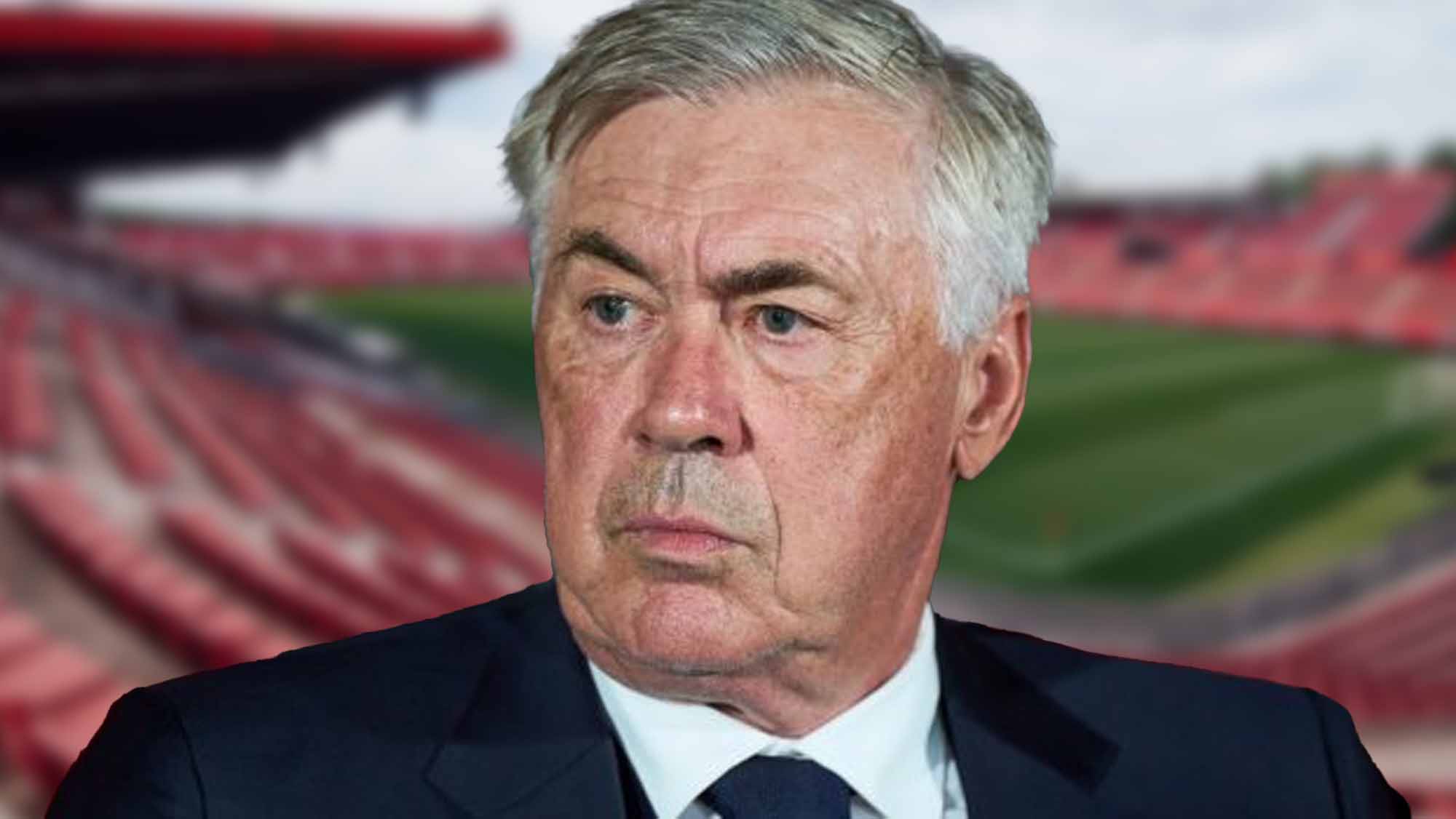 Ancelotti serio con Montilivi detrás