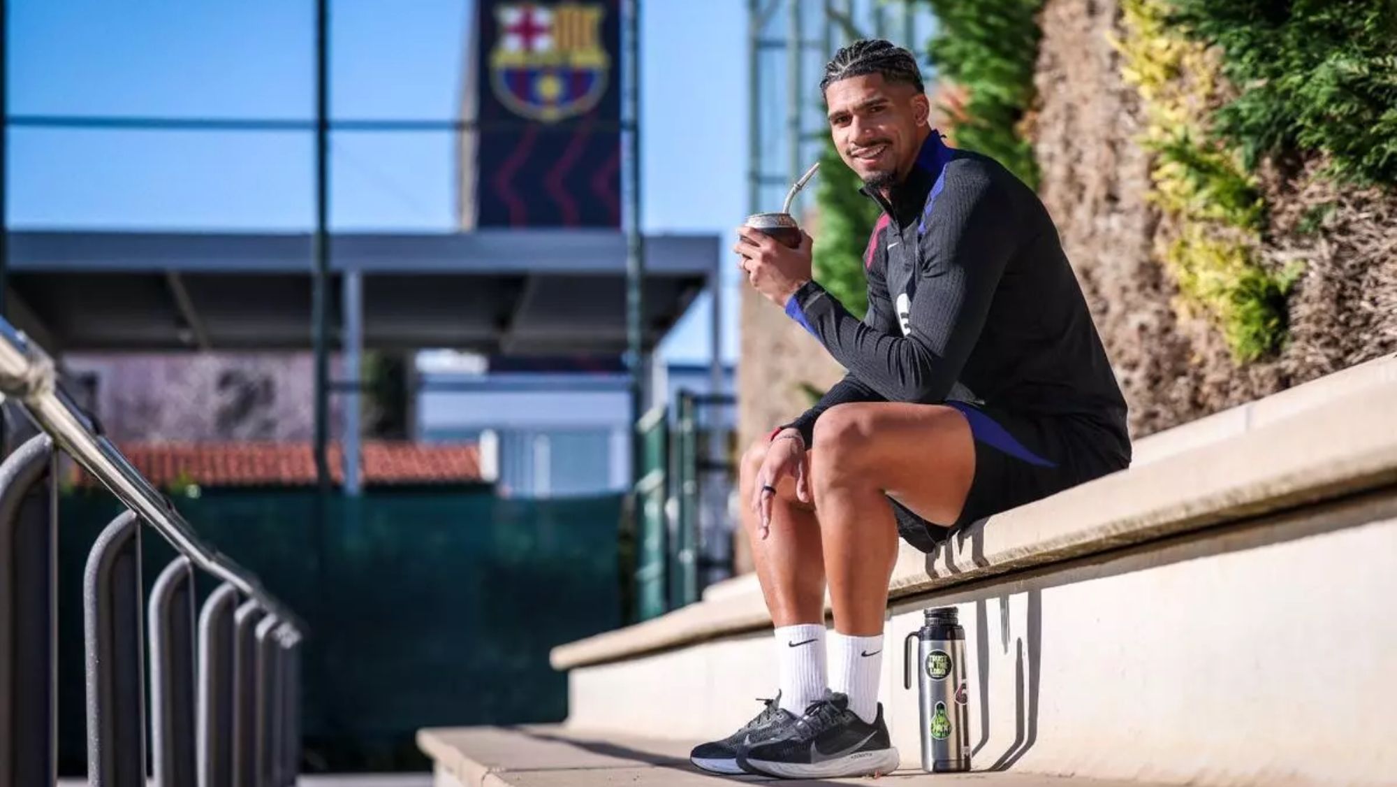 Ronald Araújo ha concedido una entrevista y ha hablado de Vinicius Junior.