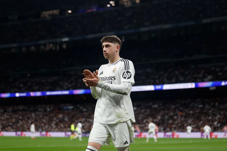 Fede Valverde en el derbi de Champions