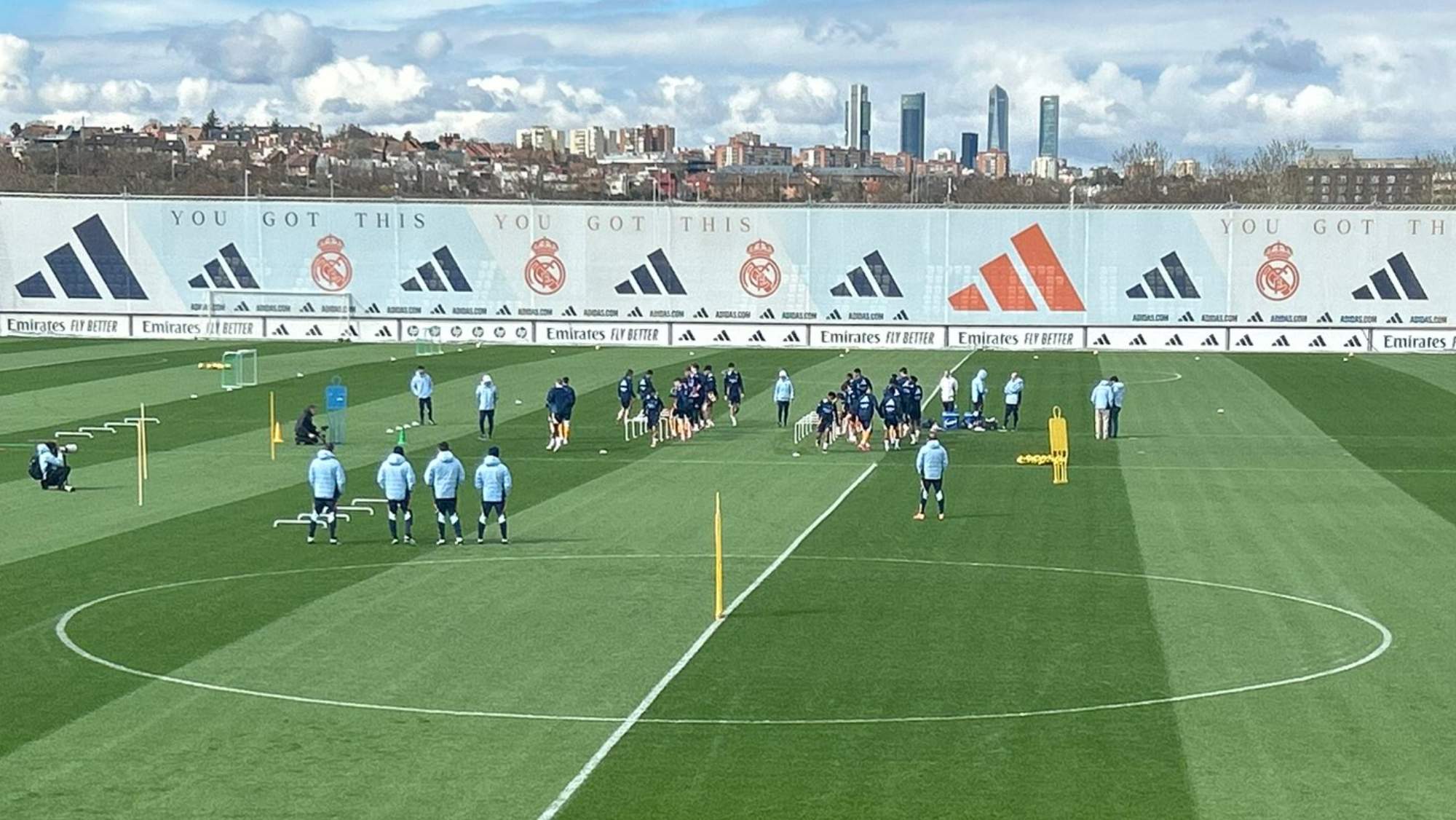 El Real Madrid se ha entrenado este viernes sin Vinicius.