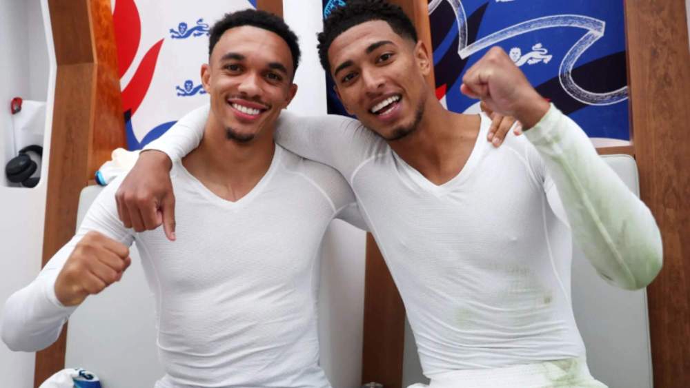 Bellingham y Arnold con Inglaterra Bellingham y Arnold con Inglaterra