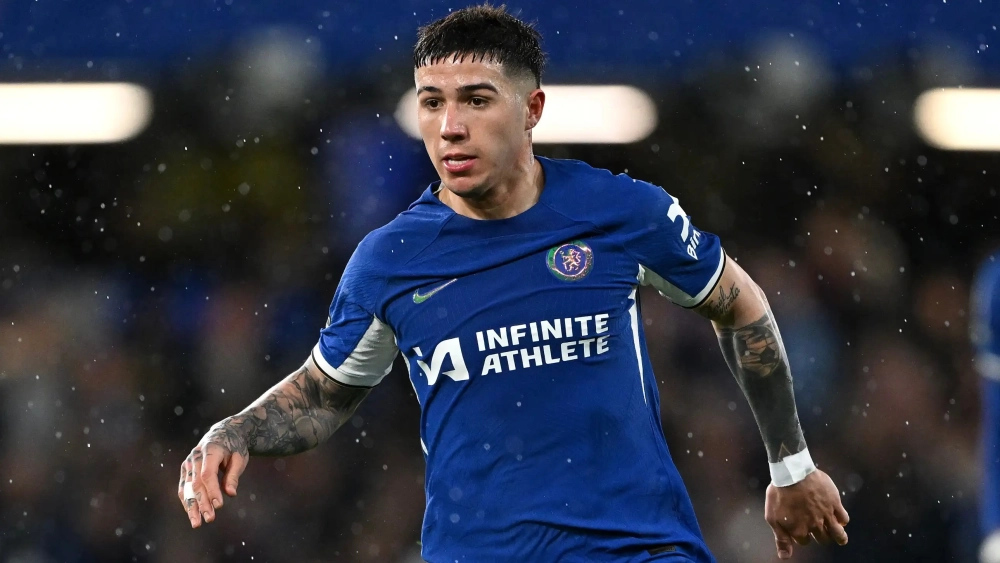 Enzo Fernández sería la otra pieza que podría llegar al medio del campo del Real Madrid. Enzo Fernández sería la otra pieza que podría llegar al medio del campo del Real Madrid.