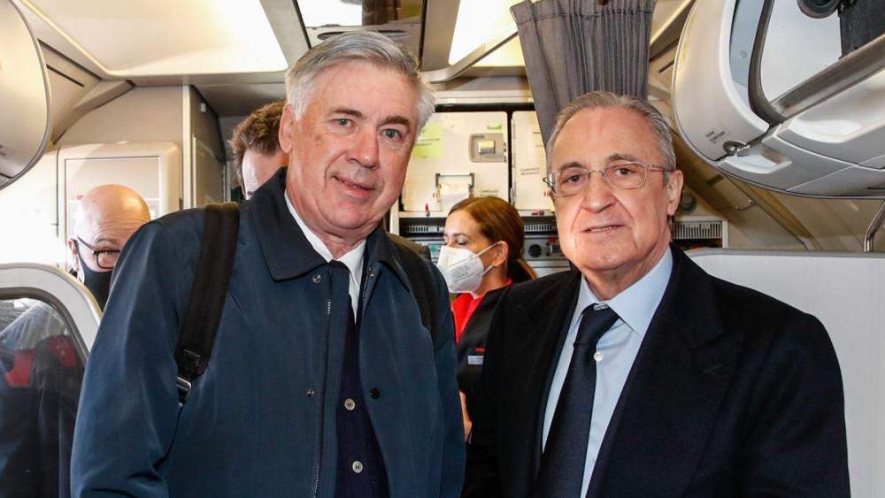 Ancelotti y Florentino antes de un viaje con el equipo Ancelotti y Florentino antes de un viaje con el equipo
