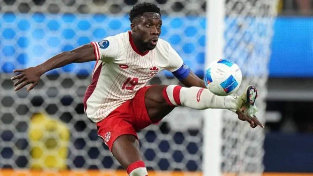 Alphonso Davies, lesionado de gravedad en este 'paró' internacional. Alphonso Davies, lesionado de gravedad en este 'paró' internacional.